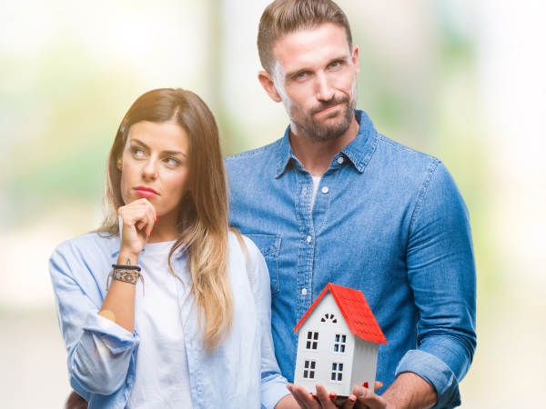 Should you buy a Villa, a Townhouse or an Apartment? Here’s a good look into what makes good sense.